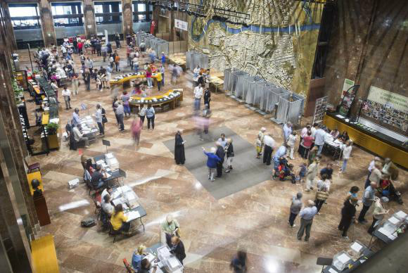 Espanha volta às urnas para escolher Parlamento Espanha volta às urnas para escolher Parlamento
