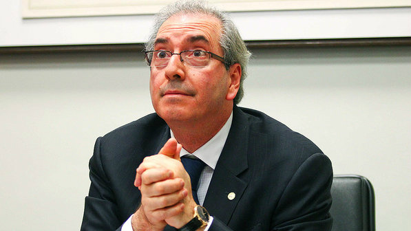 Fachin nega pedido de Cunha e mantém suspensão do processo de impeachment Fachin nega pedido de Cunha e mantém suspensão do processo de impeachment
