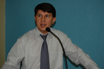 Cristino reivindica recursos para infraestrutura e lazer Vereador Cristino Toledo.
