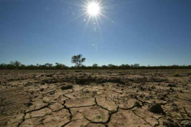 El Niño causará seca na Venezuela e aumentará racionamento de água El Niño causará seca na Venezuela e aumentará racionamento de água
