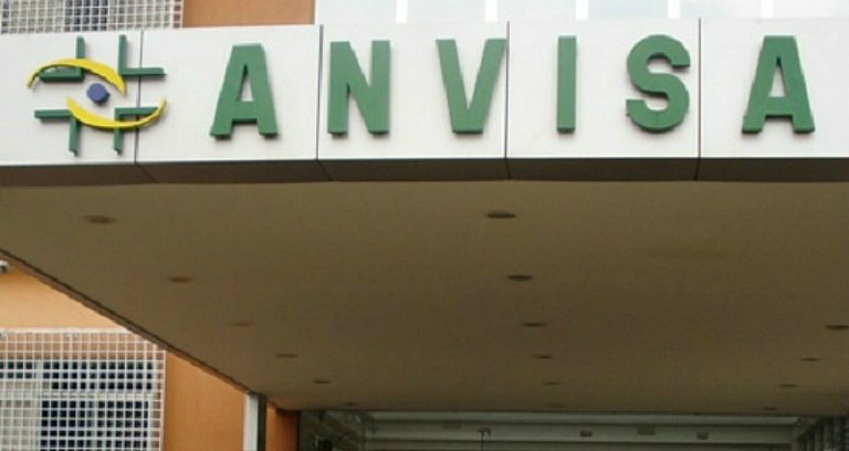 Anvisa suspende selante capilar e álcool em gel do mercado Anvisa suspende selante capilar e álcool em gel do mercado