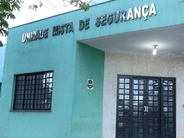 Preso por ameaça de massacre em escola chora em delegacia e é liberado Estudante foi levado para a Depac do Centro. Ele foi liberado e responderá por ameaça e apologia ao crime. (Foto: Arquivo/Campo Grande News)