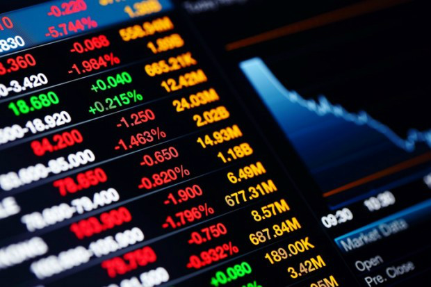 Bovespa opera em queda sob efeito de cenário internacional Bovespa opera em queda sob efeito de cenário internacional
