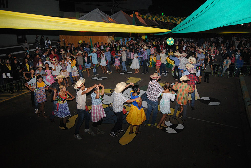 A festa mais animada da região acontece na sexta-feira (3) e no sábado (4) / Foto: Moreira Produções