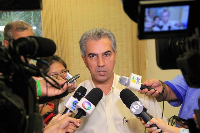 Reinaldo empossa Conselho de Administração e nomeia diretoria da Sanesul Reinaldo empossa Conselho de Administração e nomeia diretoria da Sanesul