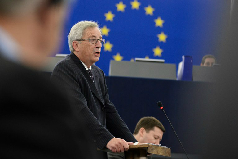 UE debaterá controversa reforma da mídia polonesa Varsóvia pode perder seus direitos de voto no Conselho Europeu caso a lei entre em vigor