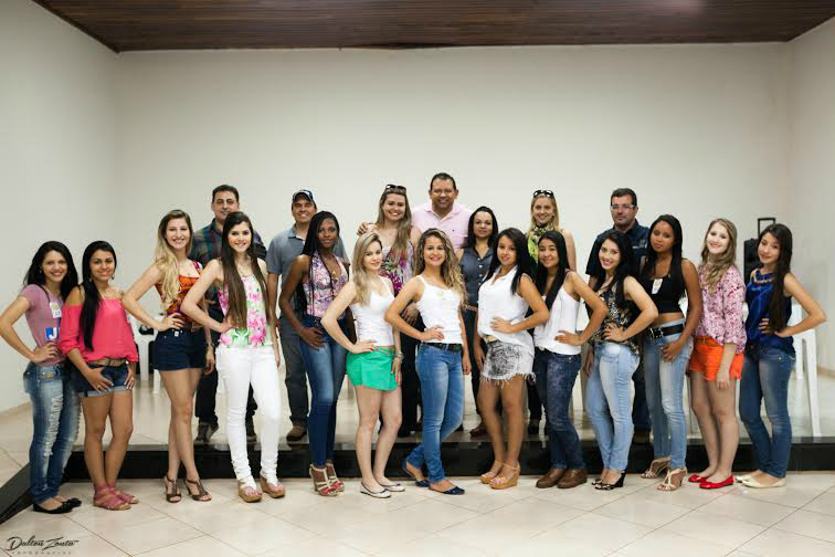 Pré-seleção da Garota Expobai aconteceu neste sábado (30) Organizadores do Concurso, jurados e candidatas selecionadas para o Garota Expobai 2014.