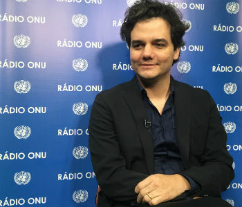Wagner Moura nos estúdios da ONU. Foto: Rádio ONU/Denise Costa