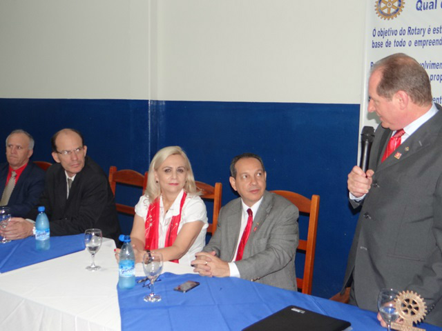 D/E - Walmir Ritter, Sidney e Silvia Garcia, Sérgio Barbosa e Roberto Dias.
