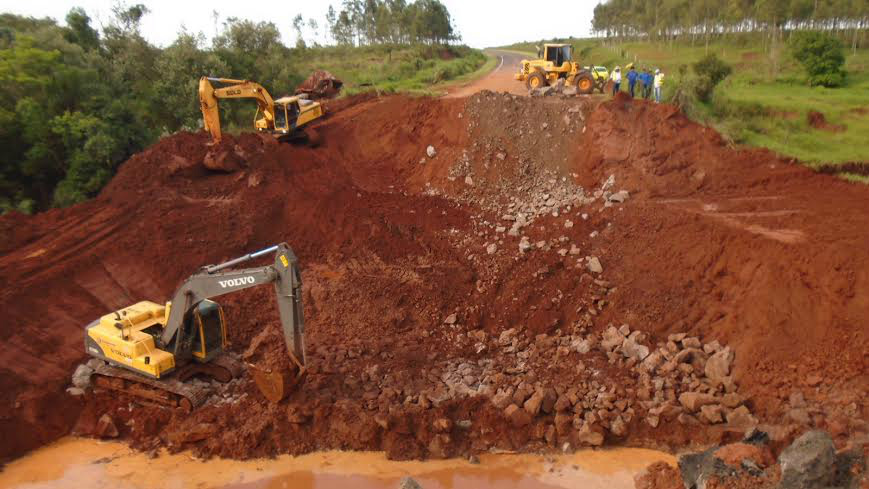 CCR MSVia já está realizando obras de reconstrução da BR-163/MS em Eldorado CCR MSVia já está realizando obras de reconstrução da BR-163/MS em Eldorado