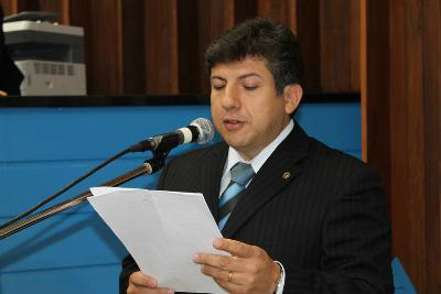 Deputado auxilia negociação do prazo para desocupação de terras em Sidrolândia