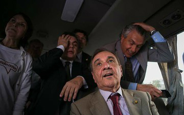 Governo da Venezuela qualifica de "manobra midiática" ação de senadores