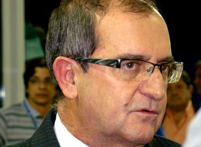 Prefeito e primeira-dama de Taubaté vão para cadeia