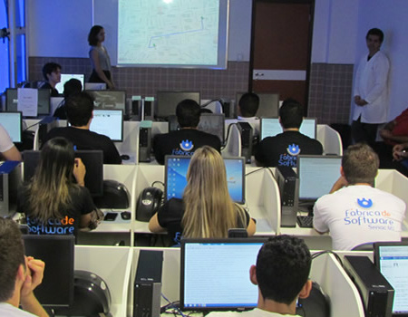 Senac forma primeira turma de projeto inovador na área de informática