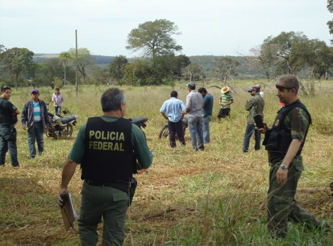 Índigenas impedem trabalho da PF e dos agentes do Ibama durante fiscalização