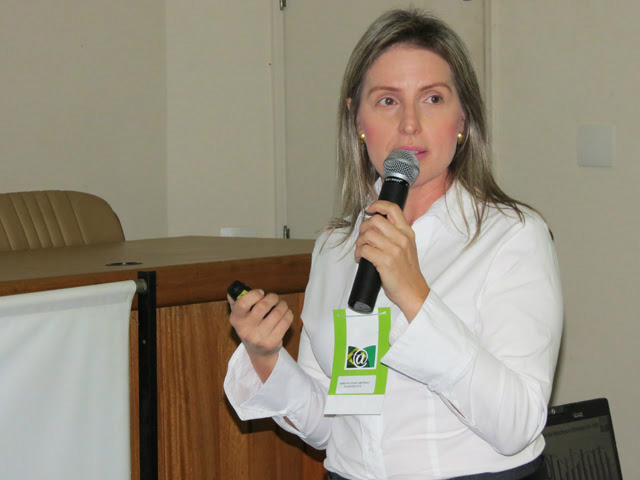 Centro-oeste é a 2ª região que mais emprega no campo Na foto, Adriana Mascarenhas, assessora técnica do Sistema Famasul