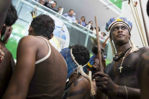 Indígenas ampliam invasão e mantêm trabalhador refém em Japorã
