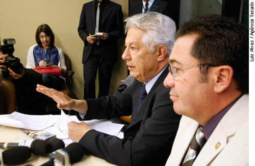 Relator apresenta texto para Orçamento 2012