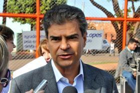 Prefeito Nelsinho promete anunciar demissões até a próxima segunda Prefeito Nelsinho promete anunciar demissões até a próxima segunda
