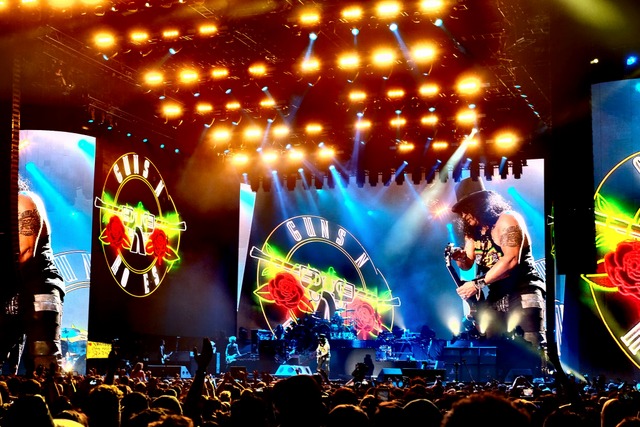 Vocês querem rock? Os Guns n’ Roses dão o tom dessa noite, que ainda traz o clássico The Who pela primeira vez no Brasil (Frazer Harrison/Getty Images)