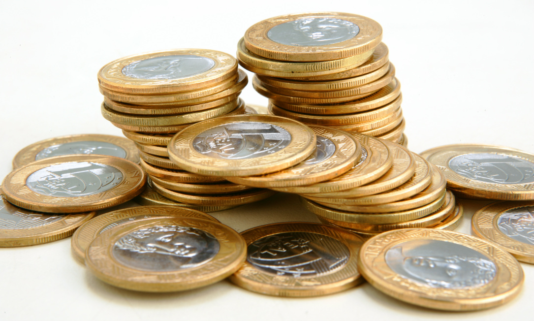 Por que alguns países são ricos e outros são pobres? Por que alguns países são ricos e outros são pobres?