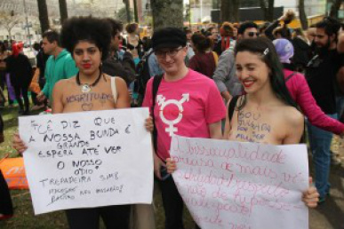 Ministro das Finanças diz que Grécia é vítima de terrorismo