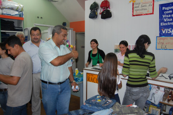 O apoio do médico Dr. Bandeira e do farmacêutico Pedro Humberto fortalece a candidatura do candidato a deputado estadual Carlinhos e dos projetos para melhorar o atendimento na área da saúde.  