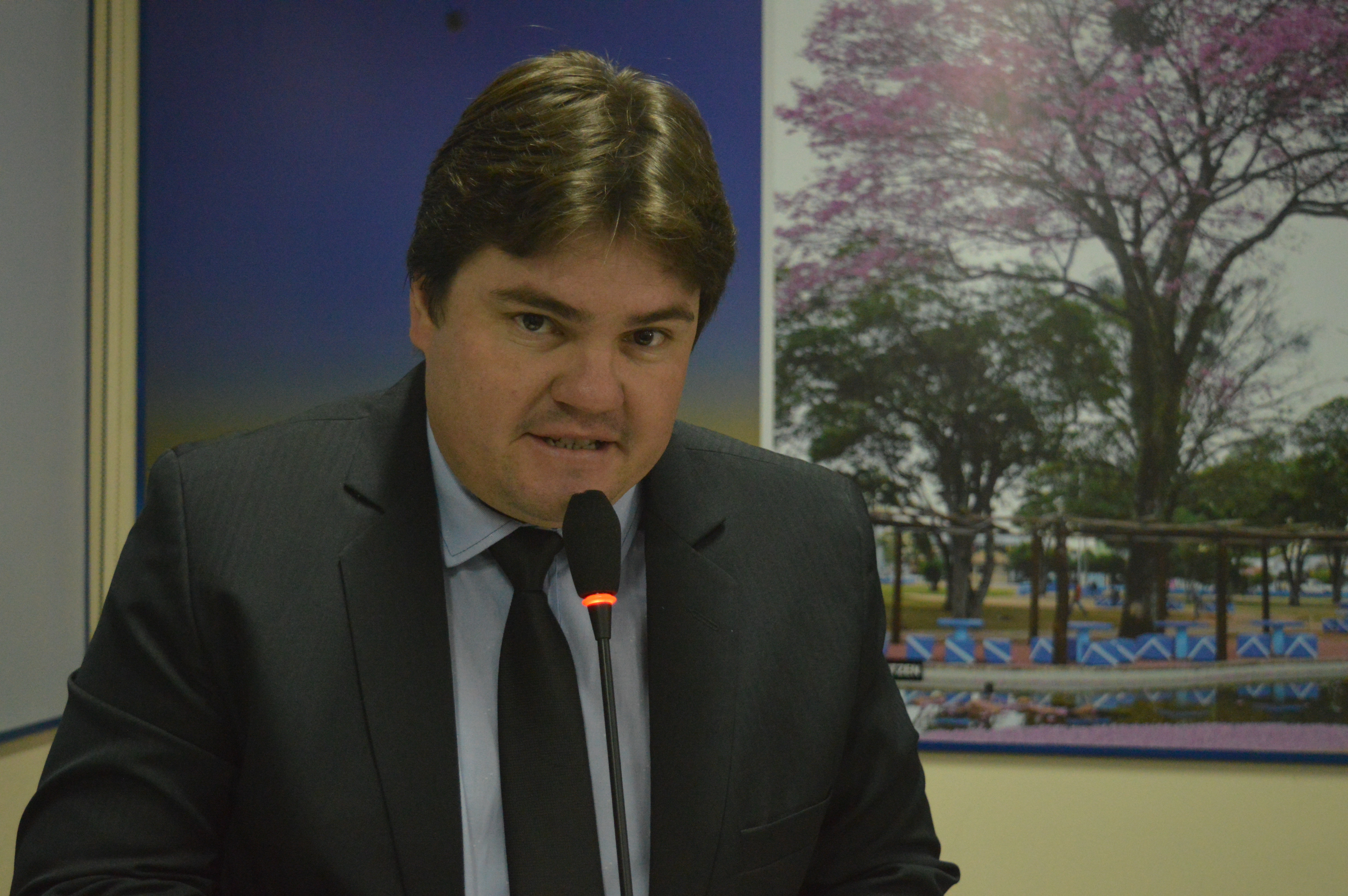 Parlamentar solicita estacionamento junto ao CEI Terra Mater Vereador de Amambai, Maikell Ruiz (PP) / Foto: Moreira Produções