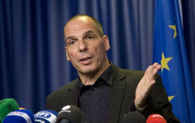Ministro das Finanças grego diz que moeda única e democracia são compatíveis