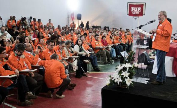 O ex-presidente Luis Inácio Lula da Silva participou da 5ª Plenária Nacional da Federação Única dos Petroleiros (FUP) Foto: Divulgação