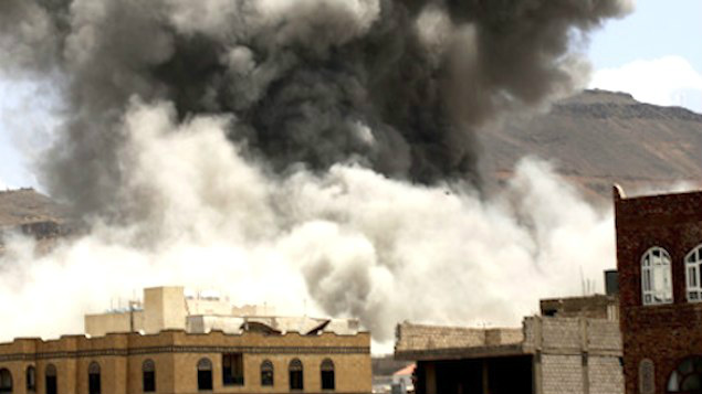 Bombardeios do Iêmen na Arábia Saudita matam três pessoas