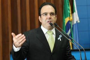 Deputado propõe Direito Constitucional e Ambiental na grade curricular em MS Deputado propõe Direito Constitucional e Ambiental na grade curricular em MS