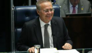 Renan Calheiros apresentou para os senadores os procedimentos da sessão para votar o parecer da Comissão Especial do Impeachment / Foto: Fabio Rodrigues Pozzebom