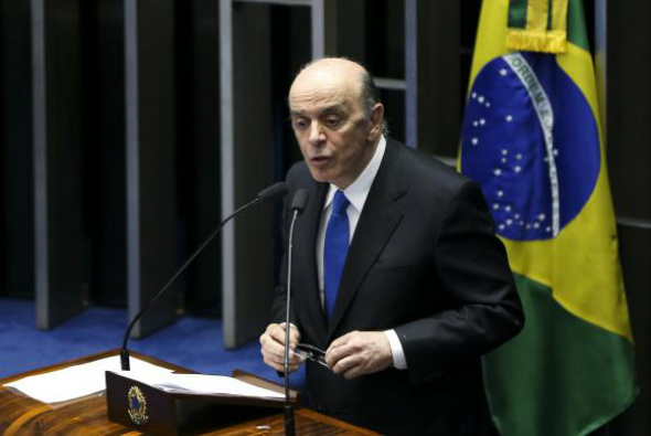 Serra considera impeachment "remédio amargo", mas necessário Plenário do Senado vota o processo de impeachment de Dilma Rousseff. Na foto, o senador José Serra / Foto: Marcelo Camargo