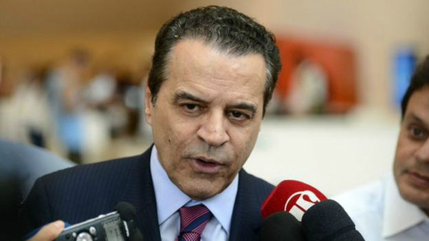 Todos os homens (e nenhuma mulher) do presidente interino Henrique Eduardo Alves deixou Ministério do Turismo de Dilma um dia antes de PMDB oficializar saída do governo