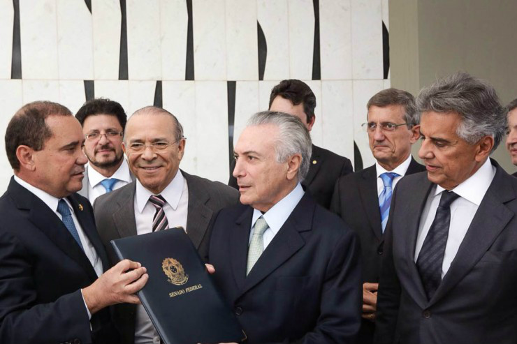 Temer divulga lista oficial de ministros Temer divulga lista oficial de ministros