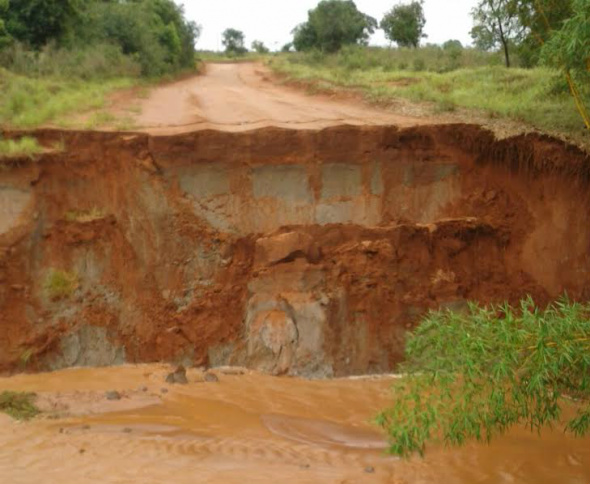 Chuvas causam estragos na área rural de Amambai Várias estradas vicinais foram interrompidas / Foto: Assessoria