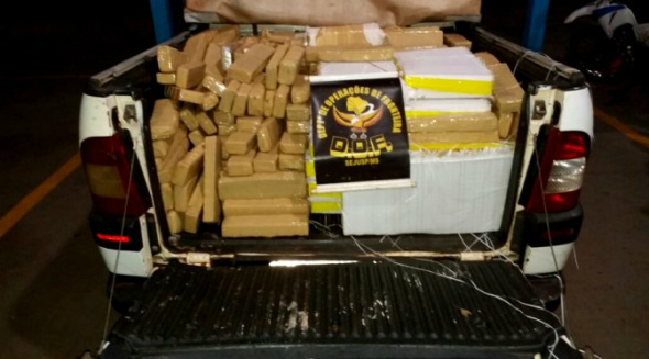 A droga estava em uma pick-up, cor branca, com placas de Alto Garças (MT) / Foto: Divulgação
