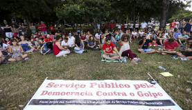Em São Paulo, manifestantes protestam contra governo Temer Manifestação contra governo Temer em Brasília