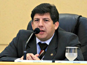 Lidio Lopes segue para Brasília em comitiva contra invasões de terras em MS