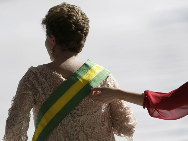 PT reconhece erros cometidos nos 13 anos de governo federal PT reconhece erros cometidos nos 13 anos de governo federal