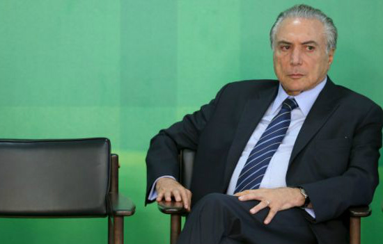 Sucateamento do SUS? A ameaça de corte no gasto obrigatório com saúde Temer já defendeu publicamente eliminar mínimo obrigatório