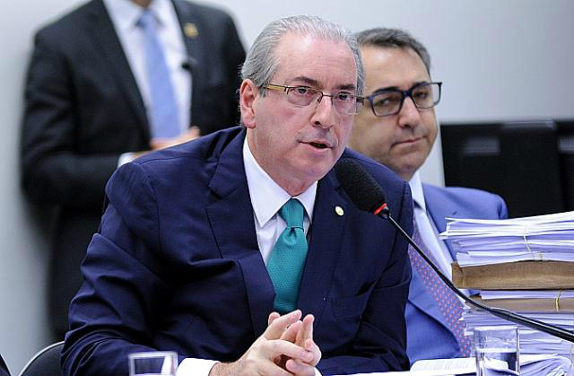 Cunha diz que Supremo o afastou com "objetivo oculto"