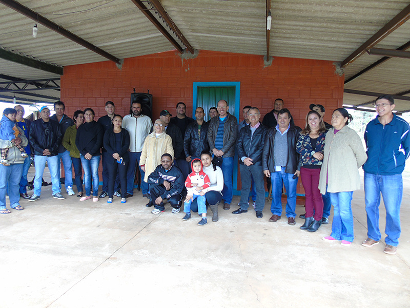Diretoria da associação de Amovilas foi empossada no domingo (22) em Amambai Diretoria da associação de Amovilas foi empossada no domingo (22) em Amambai