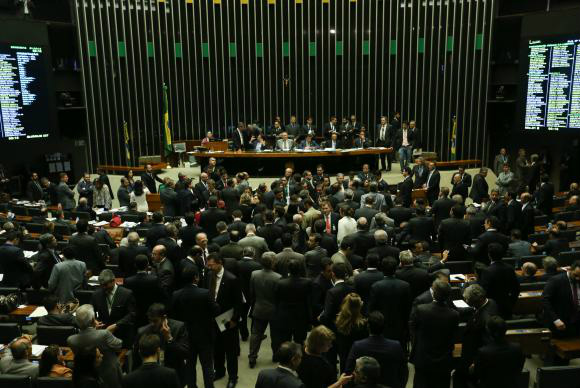 Brasília - Plenário do Congresso aprecia o projeto do governo que modifica a meta fiscal