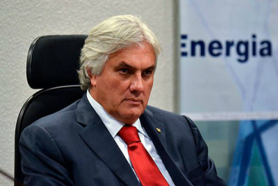 Delcídio chama Renan de 'senhor dos anéis' e defende que ele 'deve cair' Ex-senador Delcidio do Amaral / Foto: Divulgação