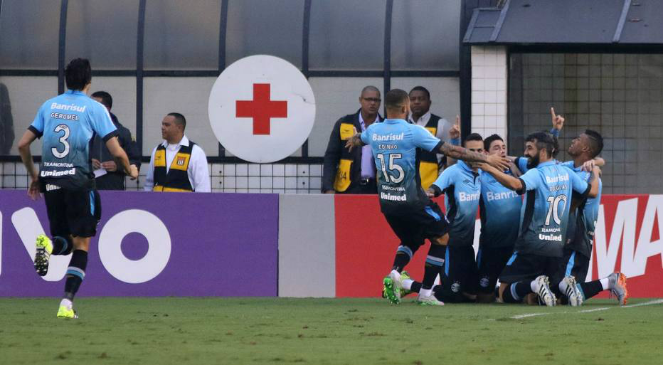 Santos perde para o Grêmio e entra na zona de rebaixamento