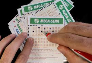 Confira as seis dezenas sorteadas da Mega-Sena neste sábado Foto: Divulgação