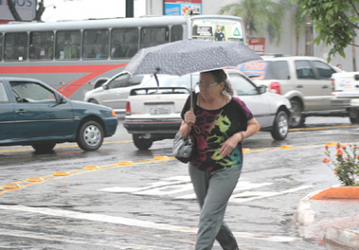 Temporal põe fim à estiagem que deixou regiões de MS mais de 100 dias sem chuva Temporal põe fim à estiagem que deixou regiões de MS mais de 100 dias sem chuva