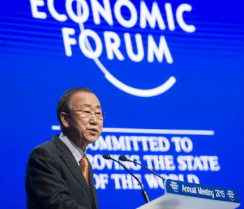 Ban Ki-moon em discurso no Fórum Econômico Mundial. Foto: ONU/Mark Garten